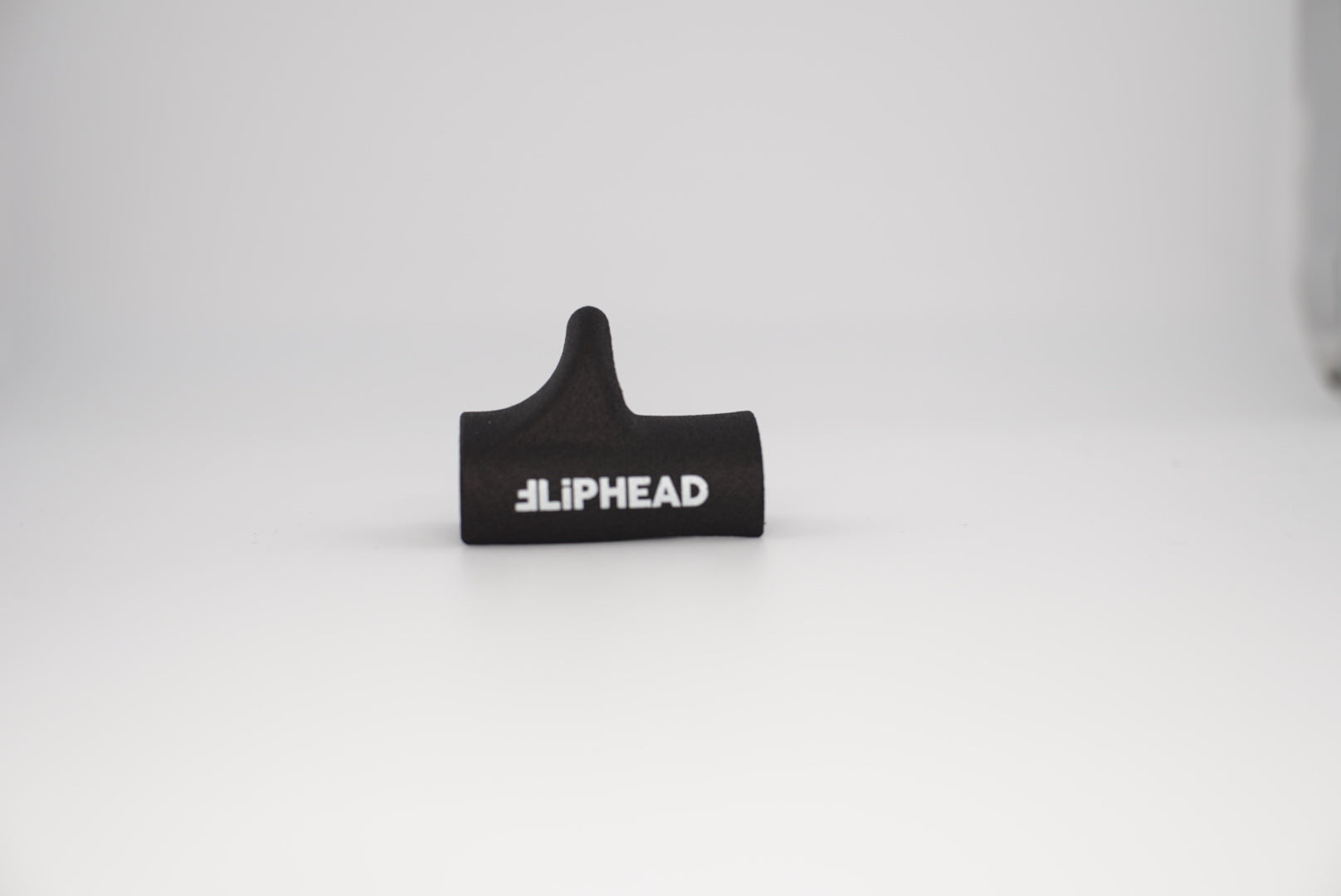 Flute thumb rest fliphead