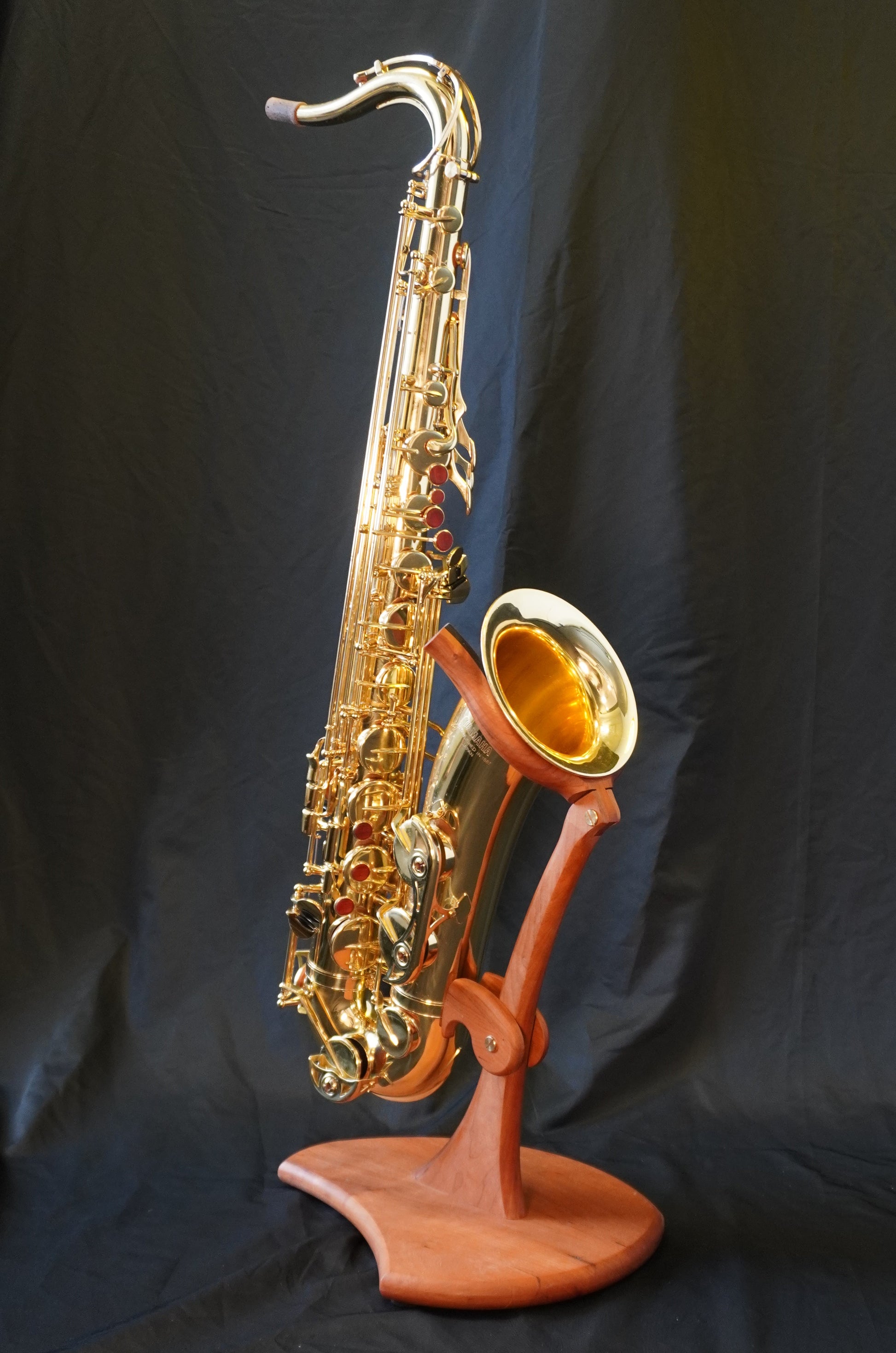 Yamaha Tenor Saxophone YTS-52