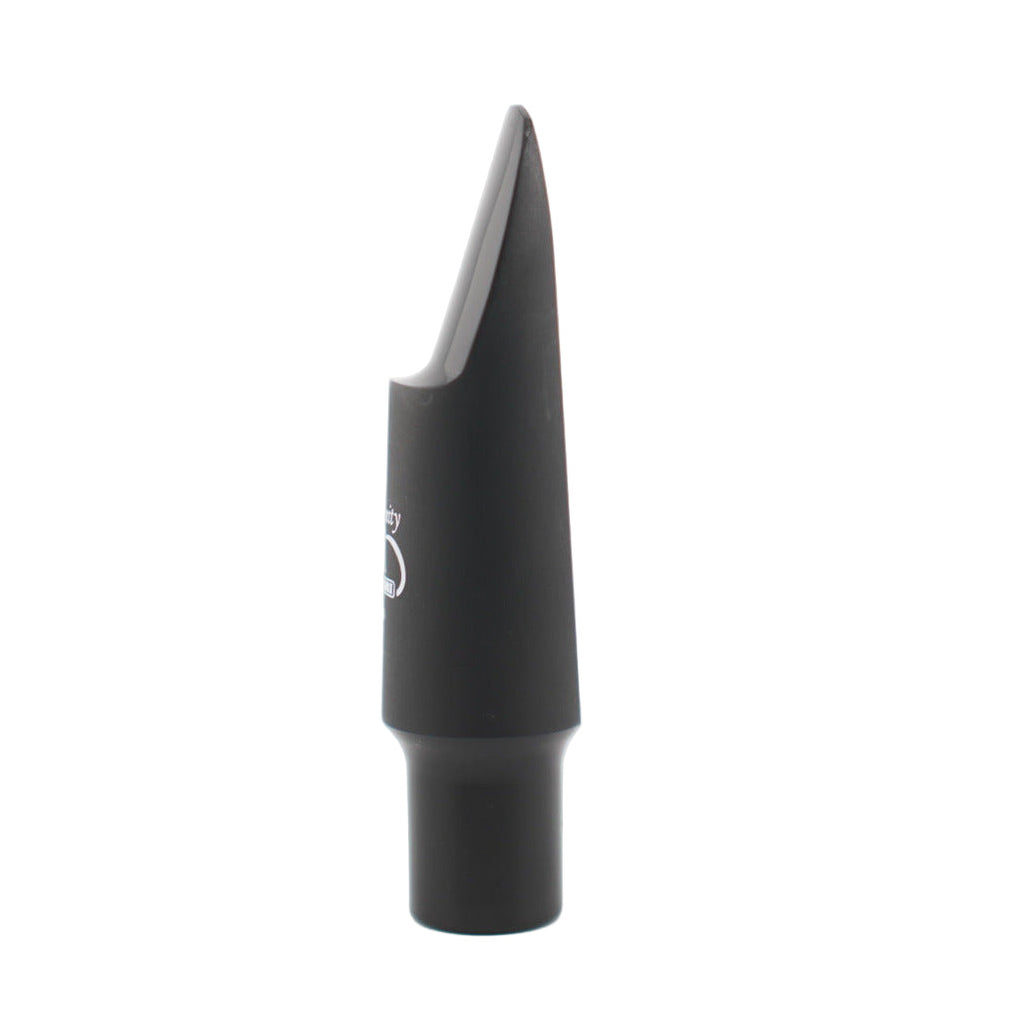 Black saxophone mouthpiece with 'Infinity' and 'bari' branding on a white background