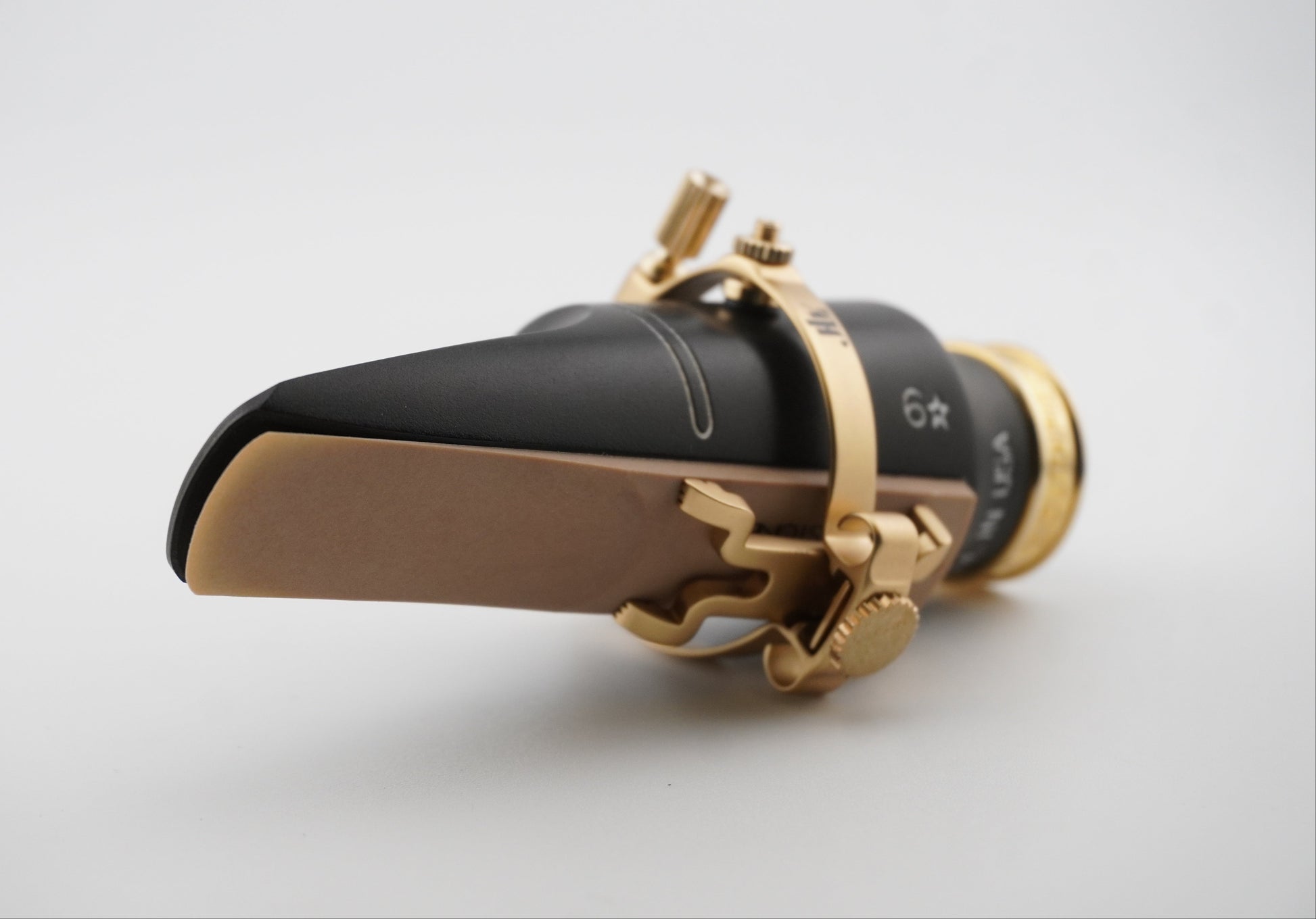 Black mouthpiece with JLV ligature