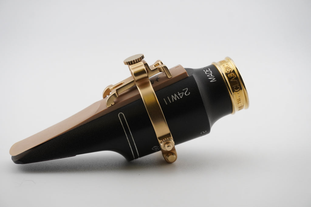 Black mouthpiece with JLV ligature
