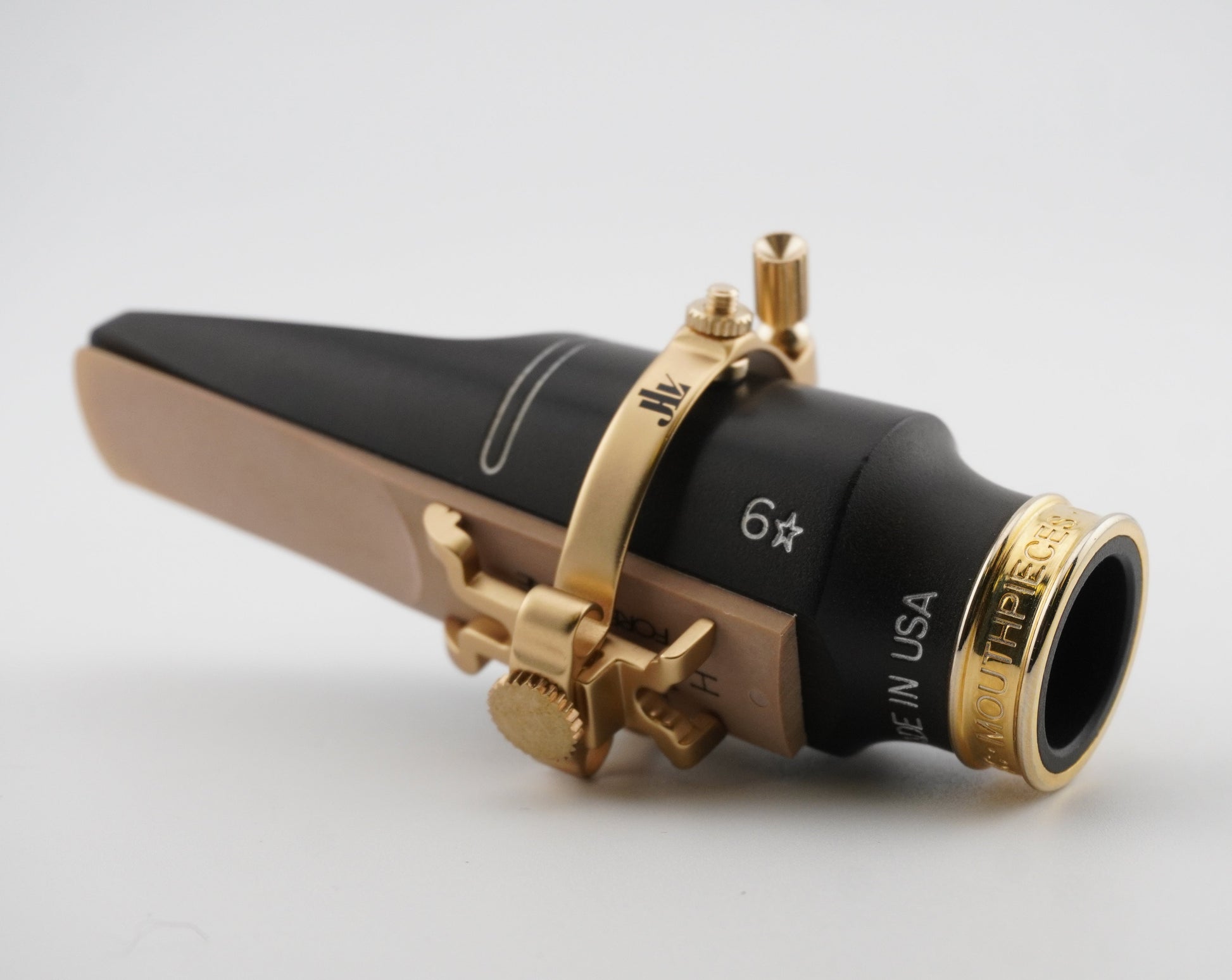 Black mouthpiece with JLV ligature